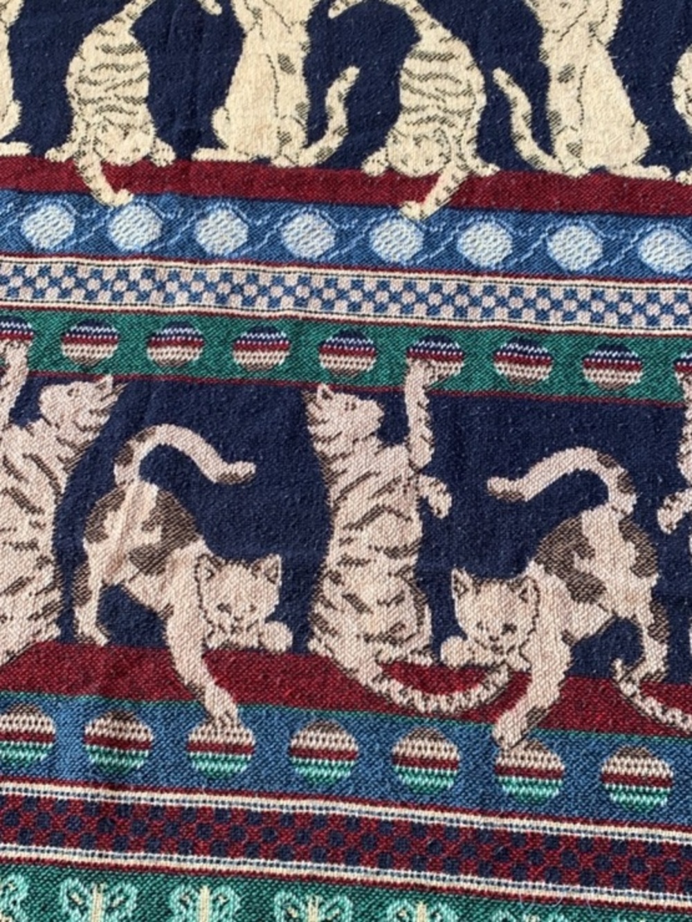 Crown Crafts Woven Cats Patterned Throw Blanket in Navy, Cream, Red & Green EUC - Picture 2 of 14